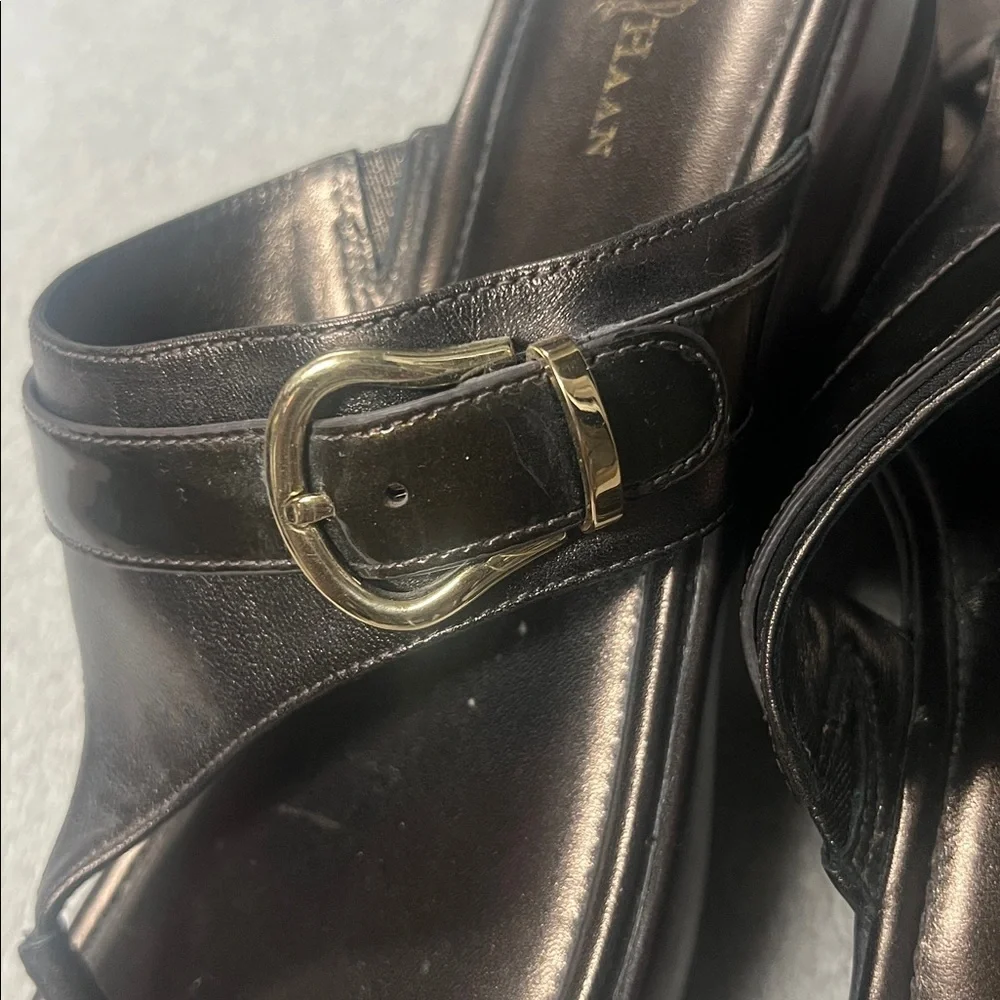 Cole Haan Nike Air Leather Thong Sandals with Buckle Detail